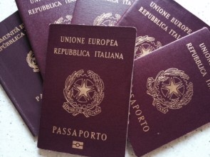 Niente più bolli sul passaporto