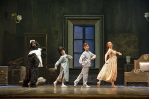 La Scuola di ballo del Teatro San Carlo in Peter Pan di Anna Razzi per la stagione educational del Massimo partenopeo