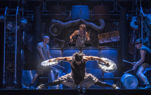 Stomp al Teatro Sociale di Como e al Teatro Nuovo Giovanni da Udine