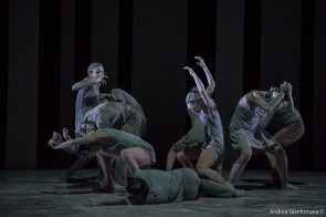 Spellbound Contemporary Ballet in PA|ETHOS di Sang Jijia al festival Oriente Occidente