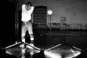 Tipologia della resistenza di e con Pablo Tapia Leyton al Festival Autunno Danza