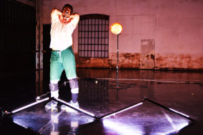 Tipologia della resistenza di e con Pablo Tapia Leyton al Festival Autunno Danza