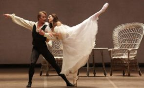 Il debutto di Nicoletta Manni e Timofej Andrijashenko ne La Dame aux Camélias di John Neumeier al Teatro alla Scala