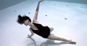 Apneista, ballerina, filmaker, Julie Gautier ci racconta la sua meravigliosa danza sott’acqua