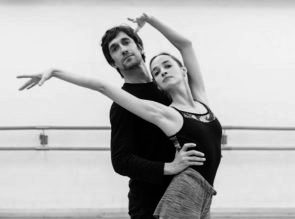 Il lago dei cigni di Benjamin Pech inaugura la nuova stagione di Balletto al Teatro dell’Opera di Roma