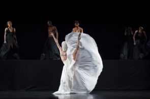 On line Sabrina Brazzo, Andrea Volpintesta e lo Jas Art Ballet in Ravel Project, con coreografie di Massimiliano Volpini, Giorgio Azzone e Francesco Ventriglia