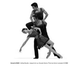 On line Concerto DSCH di Alexei Ratmansky con Ashley Bouder, Sara Mearns, Tyler Angle, Joaquin De Luz, Gonzalo Garcia e il New York City Ballet