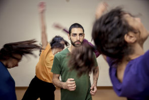 La Compagnia Atacama debutta al Teatro Vascello con La danza della realtà di Patrizia Cavola e Ivan Truol
