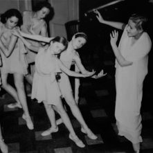 JIA RUSKAJA Danzò e piacque. Costumi, fotografie, documenti (1921 – 1940)
